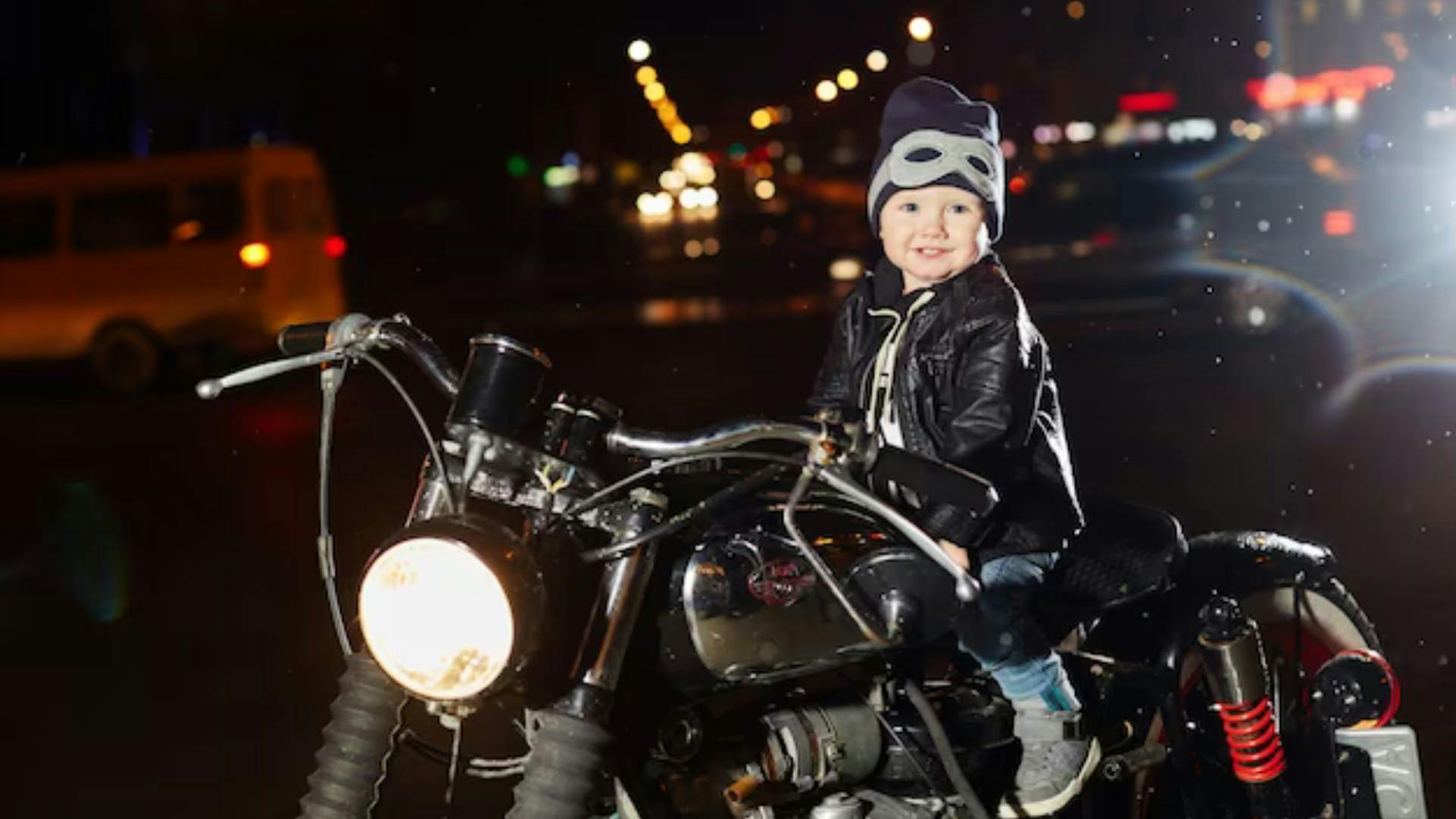 Criança de moto